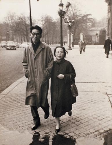 김환기와 김향안, 파리에서, 1957. <출처: (재)환기재단∙환기미술관>