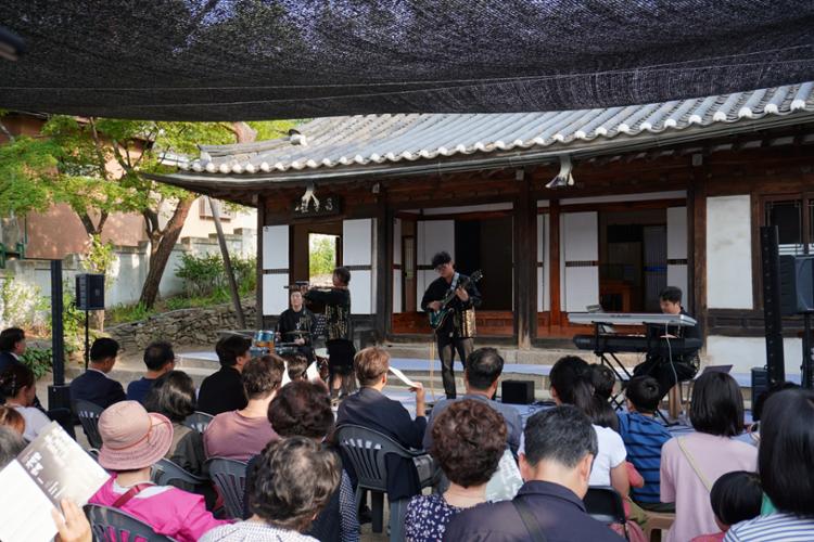 2025년 만해예술제〈기억할만해〉공연장면
