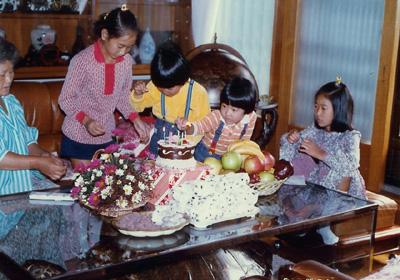 제1회 성북구 민간기록물 수집 공모전_생일 풍경(1)