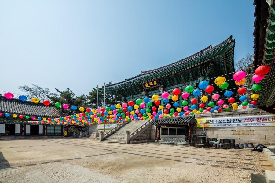 개운사 대웅전