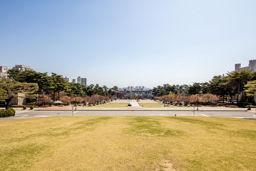 고려대학교 중앙광장(대운동장)