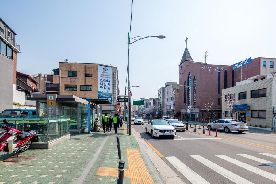 북한산보국문 우이경전철 1번 출구 주변 풍경(2)