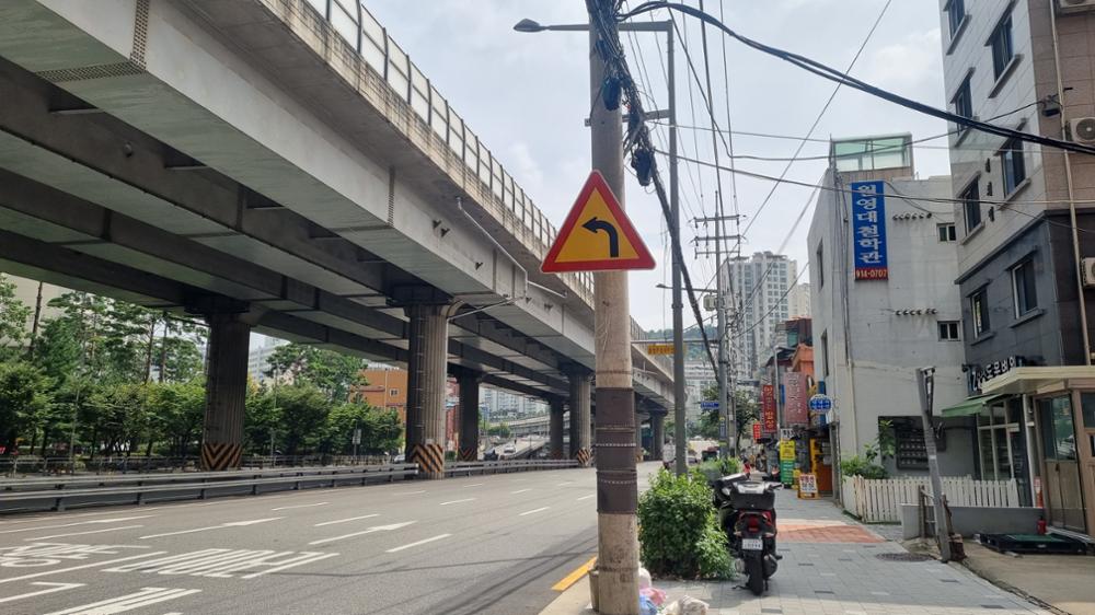 정릉역에서 문화서점으로 향하는 길(2)