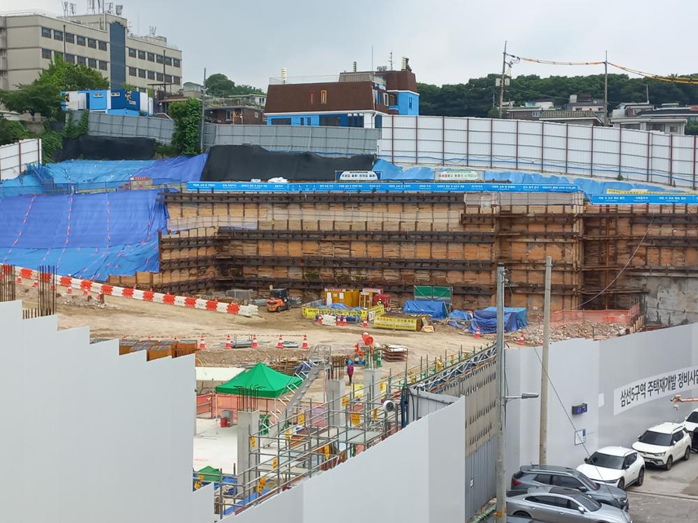 삼선5구역 재개발 공사현장