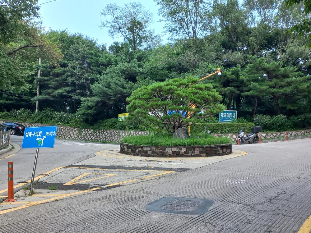 개운산 입구 회전형교차로
