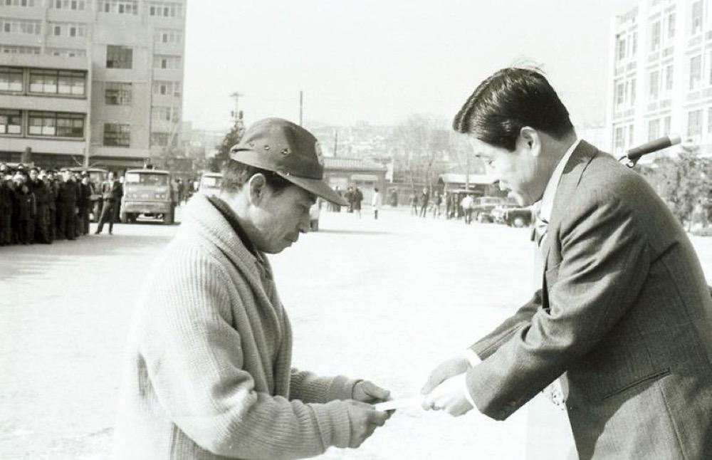 성북구 이웃돕기 성금전달(4)