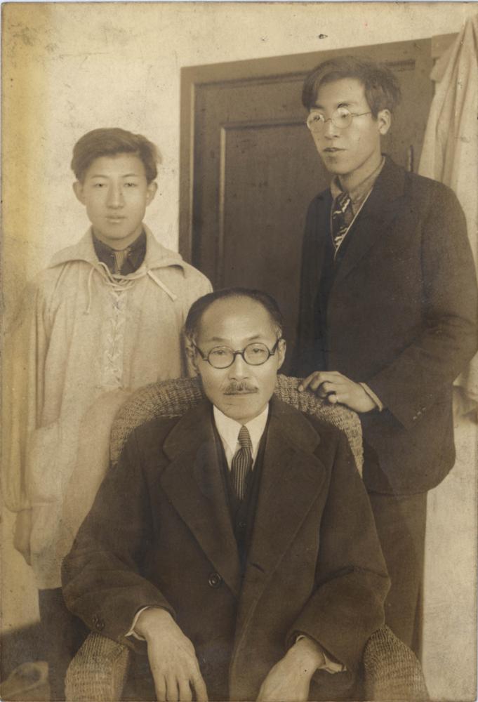 안창호가 이국전, 김복진과 함께 찍은 사진(1937), 1937
