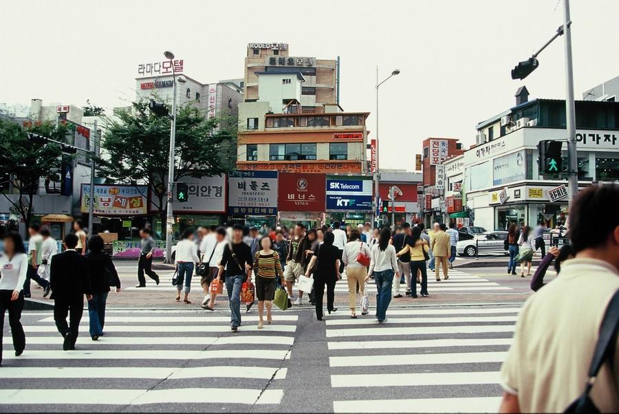 성신여대입구역 버스정류장  횡단보도 (동선동 4가)