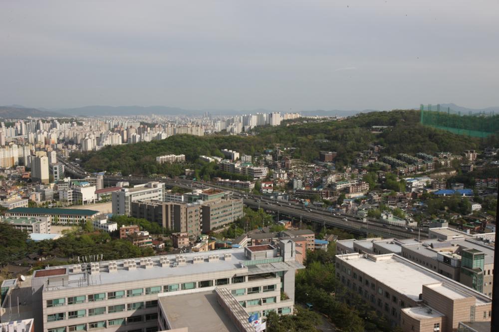 국민대학교에서 본 정릉동 일대