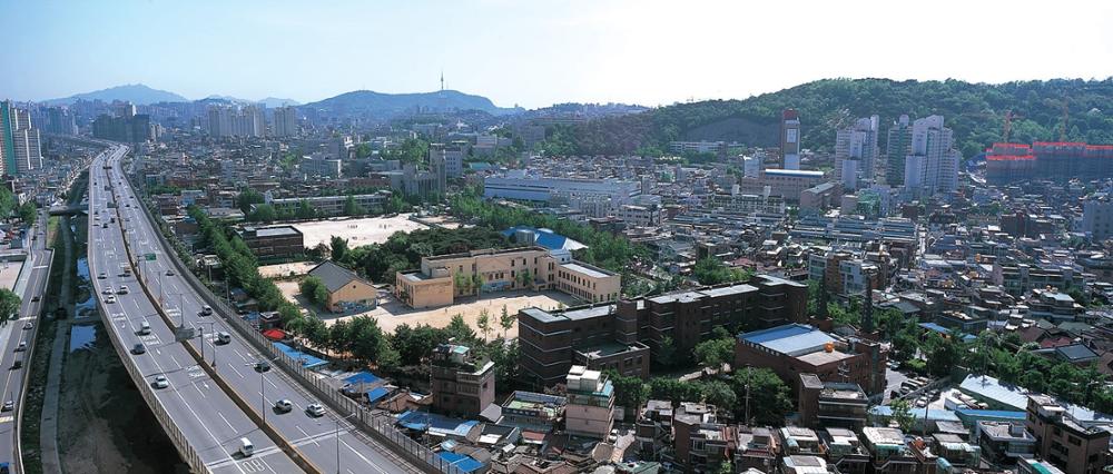 서울대학교 사범대학 부설 중, 고등학교와 종암동 일대