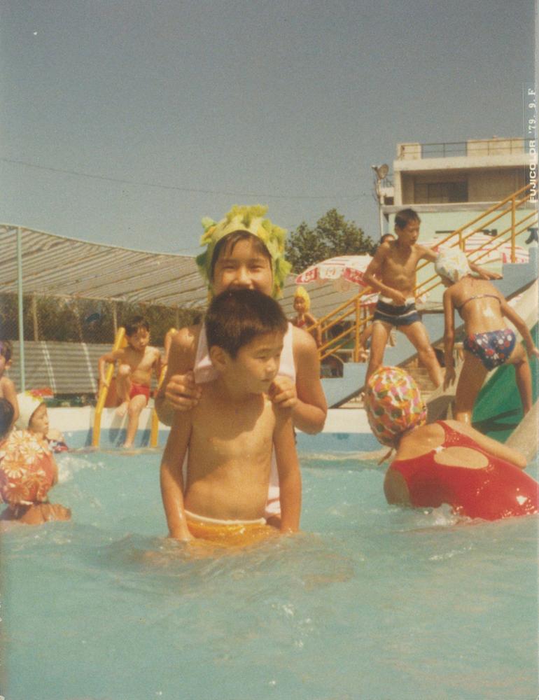 한성수영장에서(1979)