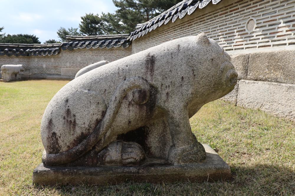 의릉 경종 석호2(우) 좌측면