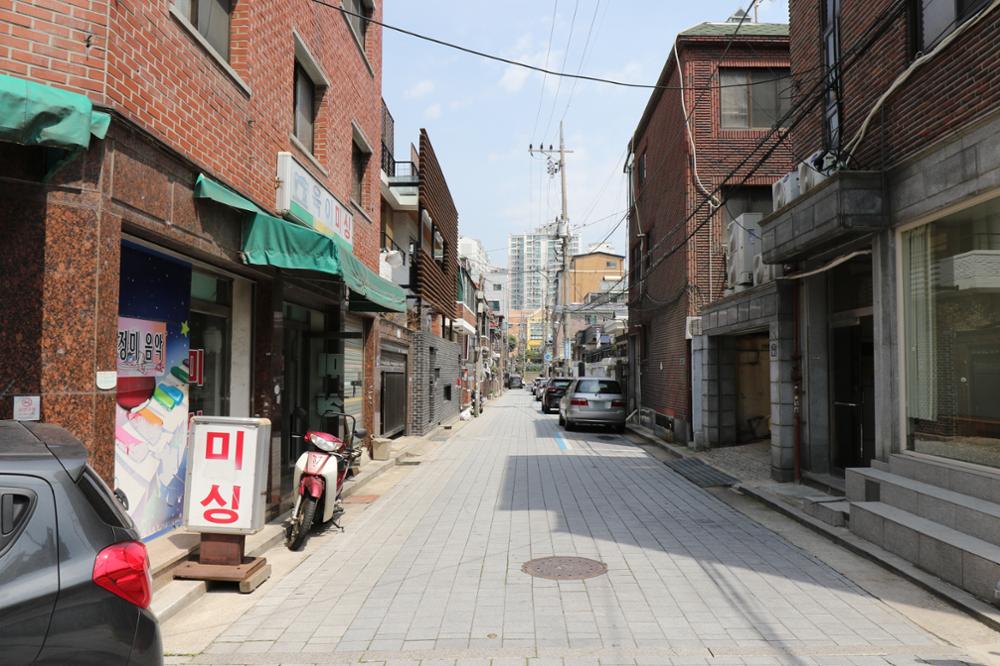 소리마을 세번째 왼쪽 골목