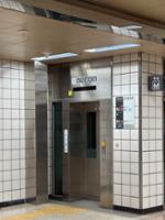 안암역 B2 대합실-B3 승강장 연결 엘리베이터