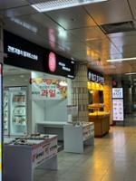길음역 역사 내 상점