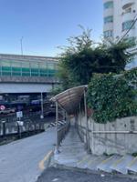 상월곡역 인근 경사로 및 계단1(상월곡역 방면)